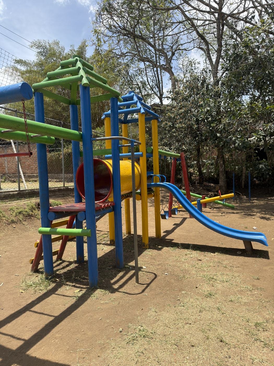 Zona de juegos infantiles de la Academia Militar